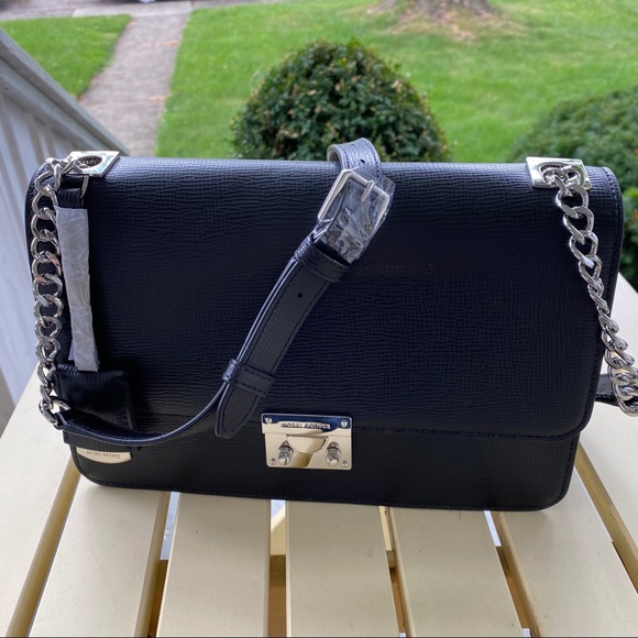 henri bendel Handbags - Henri Bendel Black/Silver Waldorf Bag